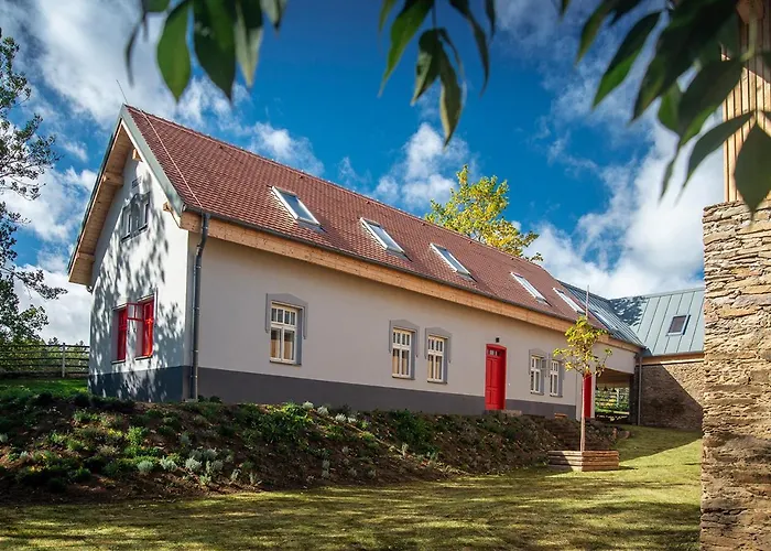 Country house Samota Hojsin Neustupov